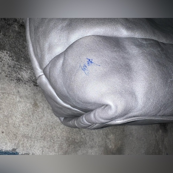 Metallic Lambskin Quilted Small Coco Cocoon Reversible Tote Light Grey & Navy - Picture 9 of 17